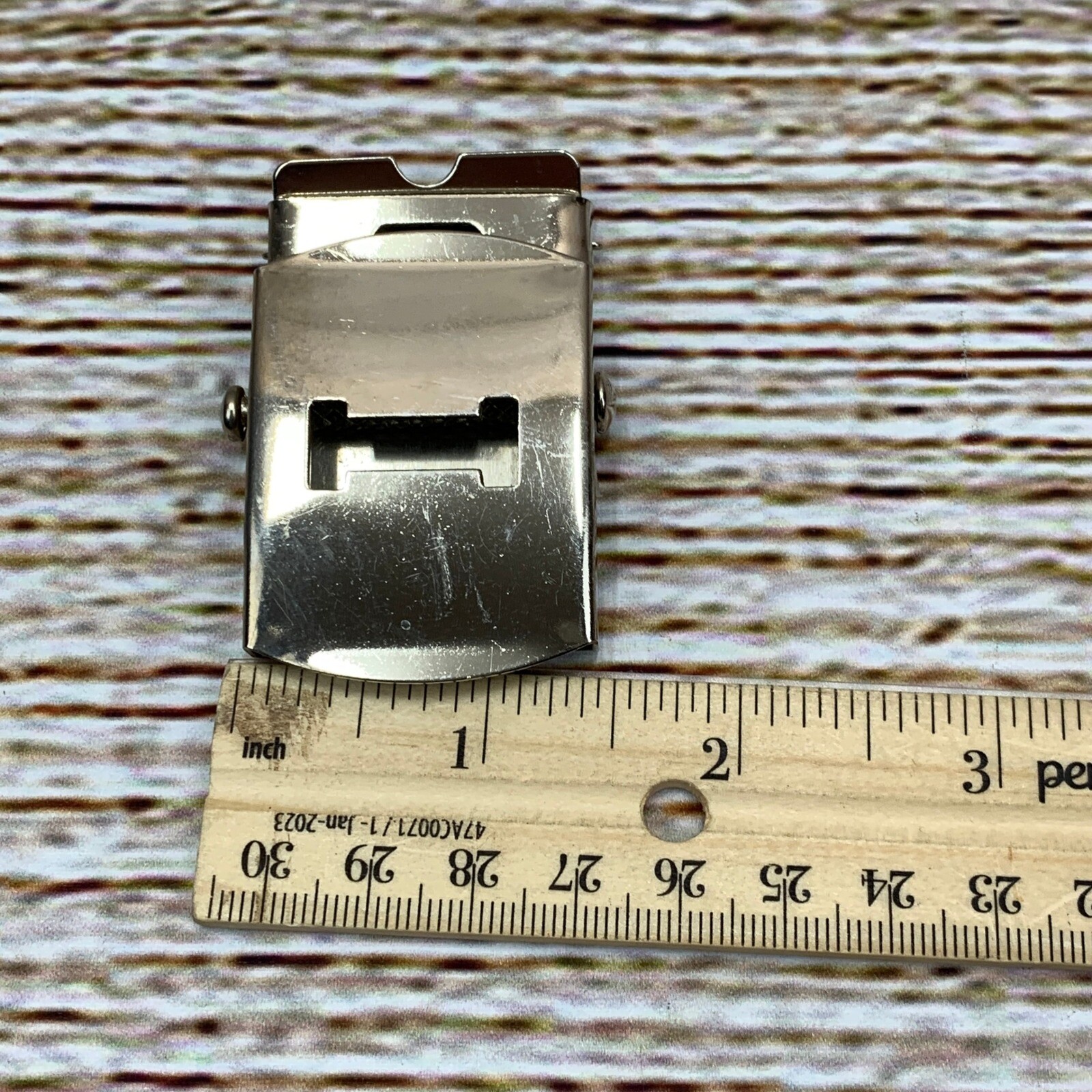 Silver Tone Belt Buckle Slide Initial « I » 1.75 Inch