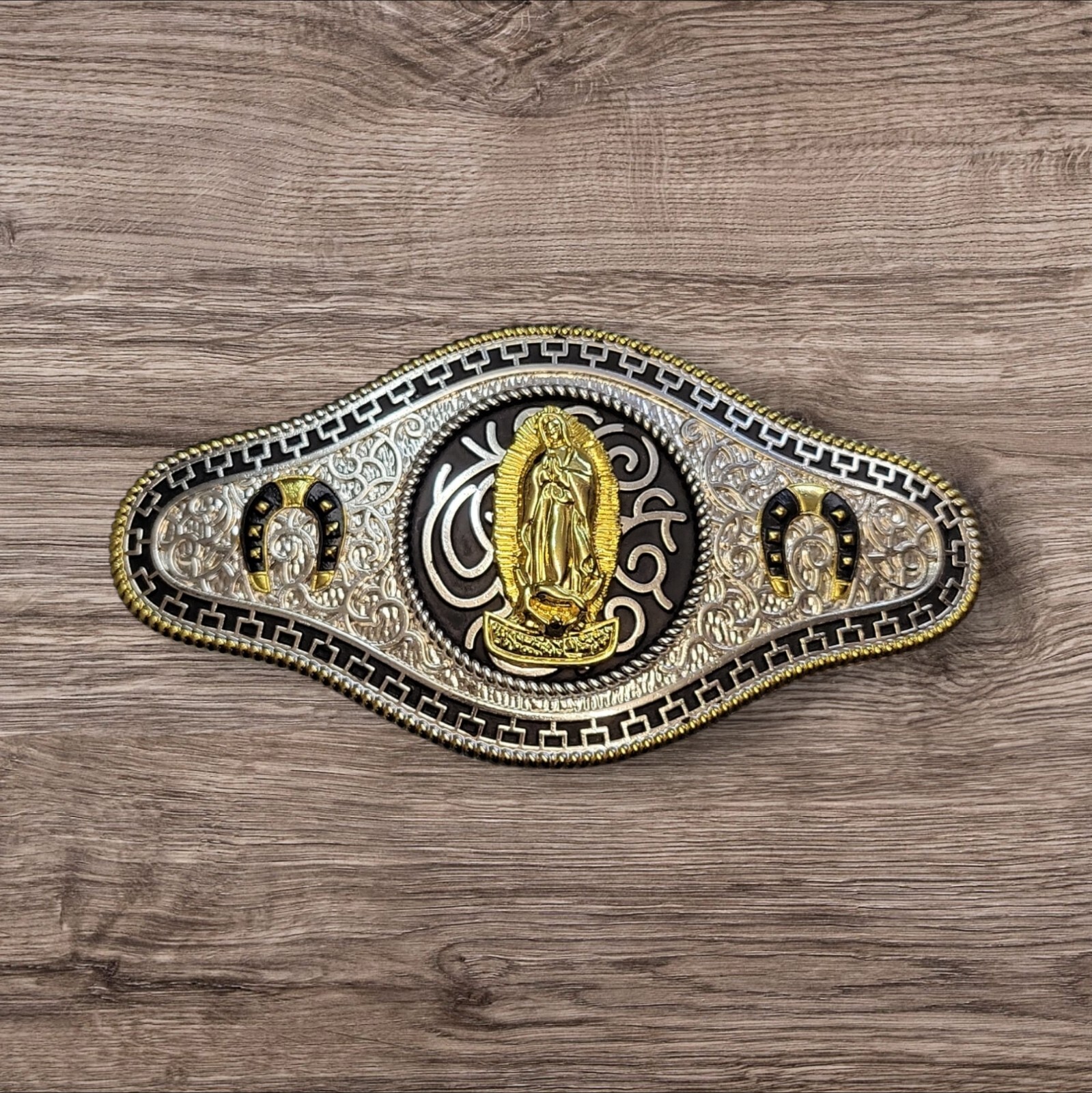 Cowboy/Charro Belt Buckle – Virgen Mary/Horse Shoe 6.5&Prime;x3.25&Prime; Silver/Black/Gold