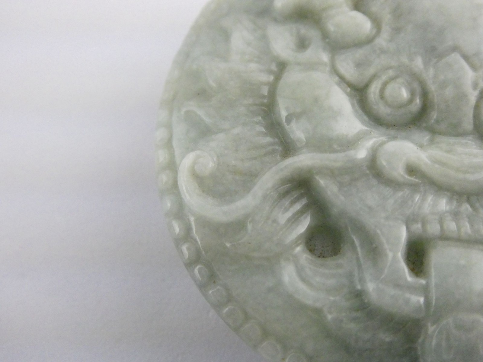 Light Green Jade Carved Dragon Head Foo Dog Belt Buckle 42g 52.05mm Fits 1.5 In