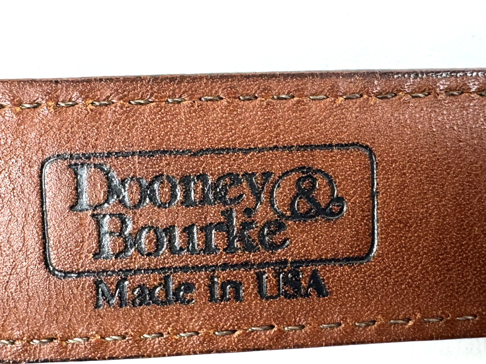 Dooney & Bourke Belt Mens Size 36 Dark Brown Calf Leather Brass Buckle 9121