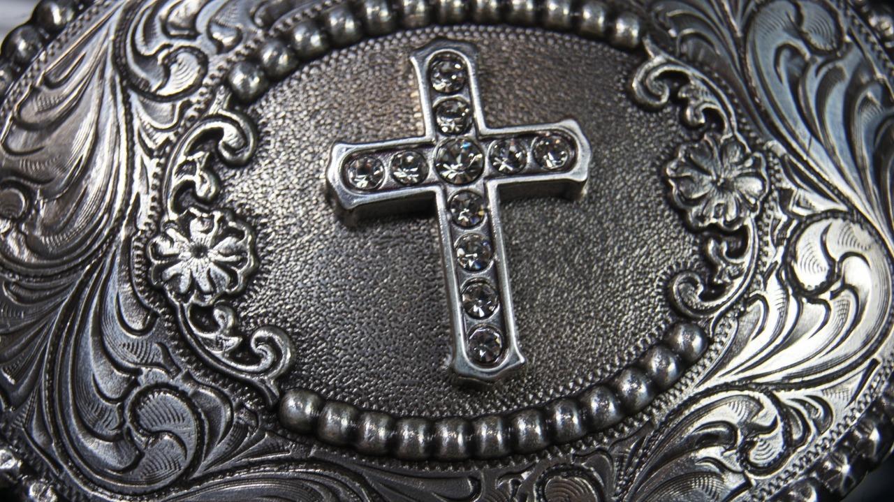 Nocona Blazin Roxx Belt Buckle Oval Cross Silver 3756842C M & F Western