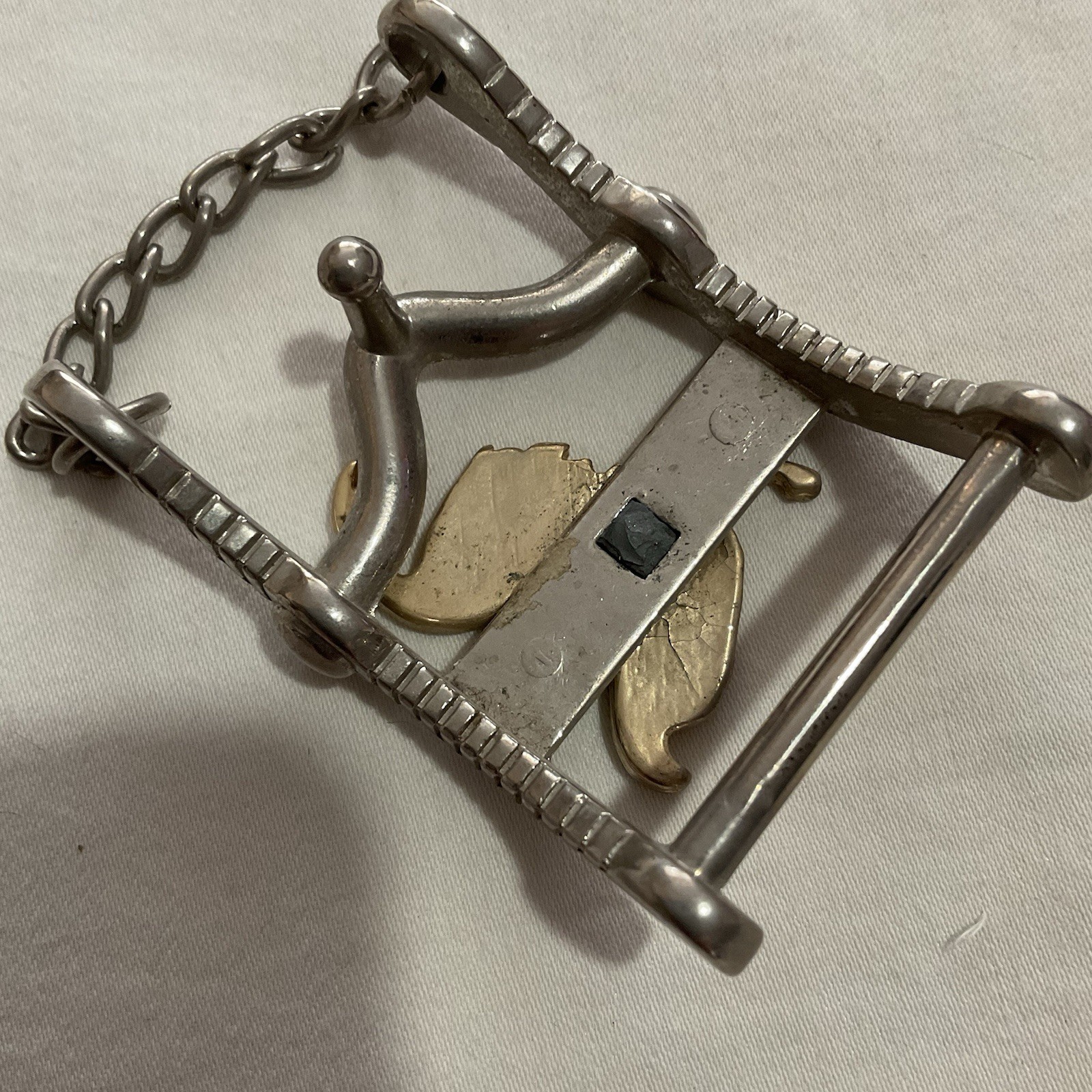 Men&rsquo;s Western Rectangle Belt Buckle Silver/Gold Rooster Design Chain Accent 1.5”