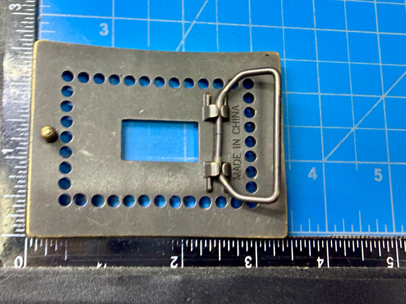 Rectangular Openwork Unique Hole Border Outlined Retro Brass Tone Belt Buckle
