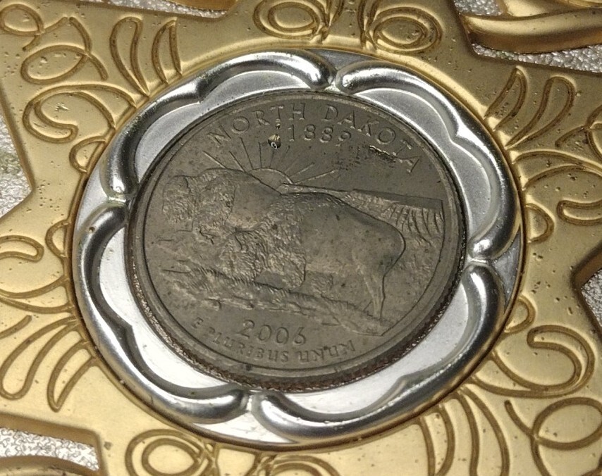 North Dakota Buffalo Coin In Belt Buckle Six Pointed Star Design 3 3/4&Prime; x 3 1/8&Prime;