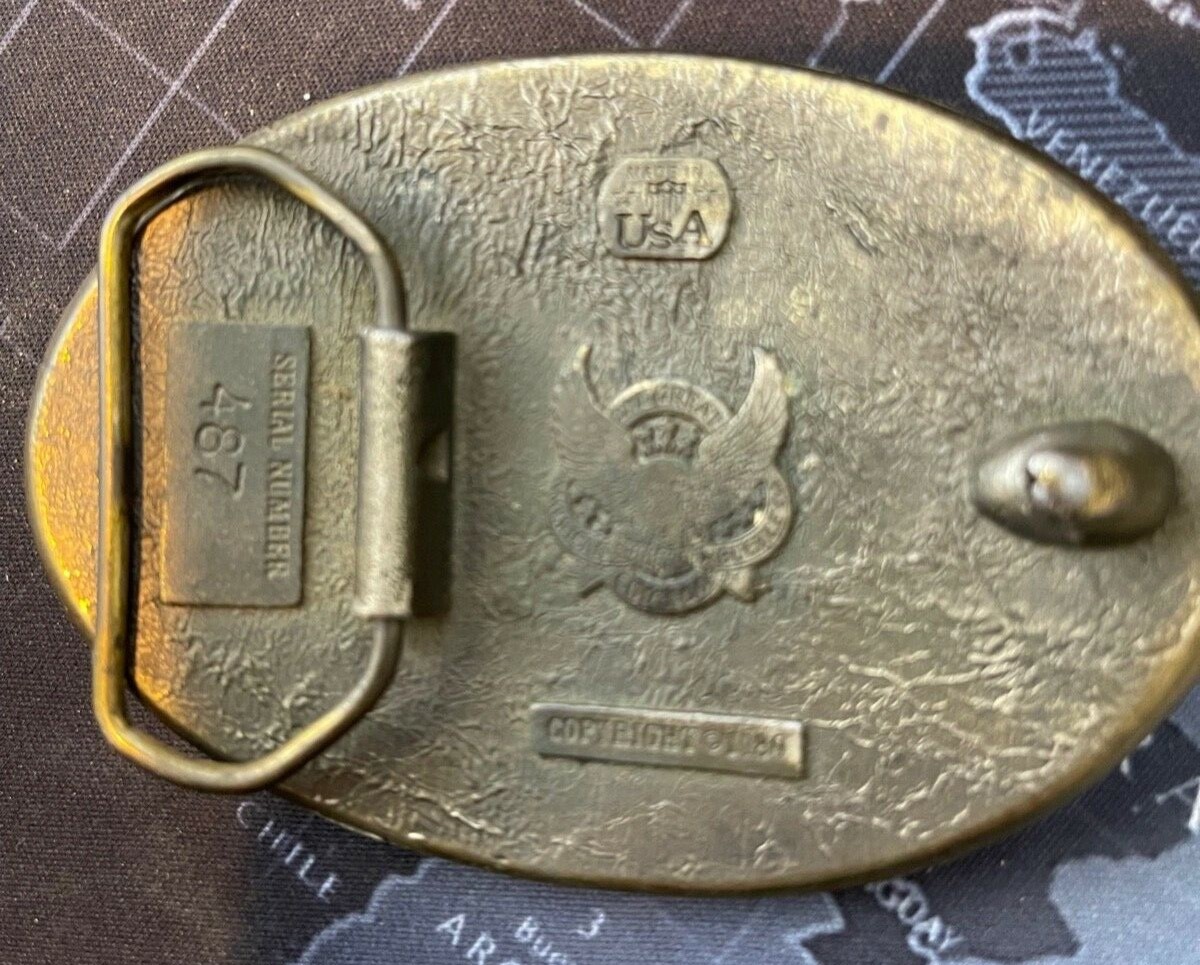 The great American Buckle co. serial number 487 (1980) – Brass/Enamel OWL