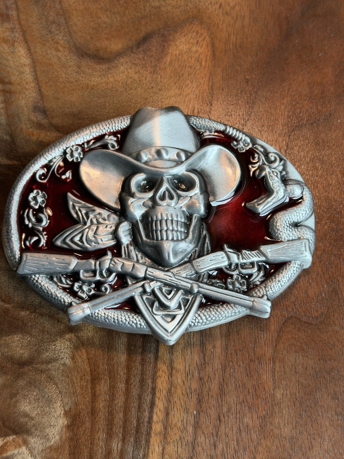 NEW RED WESTERN COWBOY SKULL GUN BELT BUCKLE RIFLES