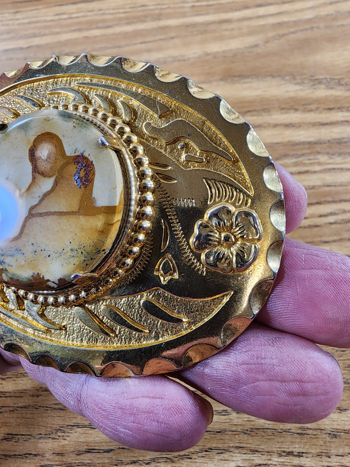 Vintage Oval Gold-Tone Western Belt Buckle w/Center Stone Cowboy Southwest