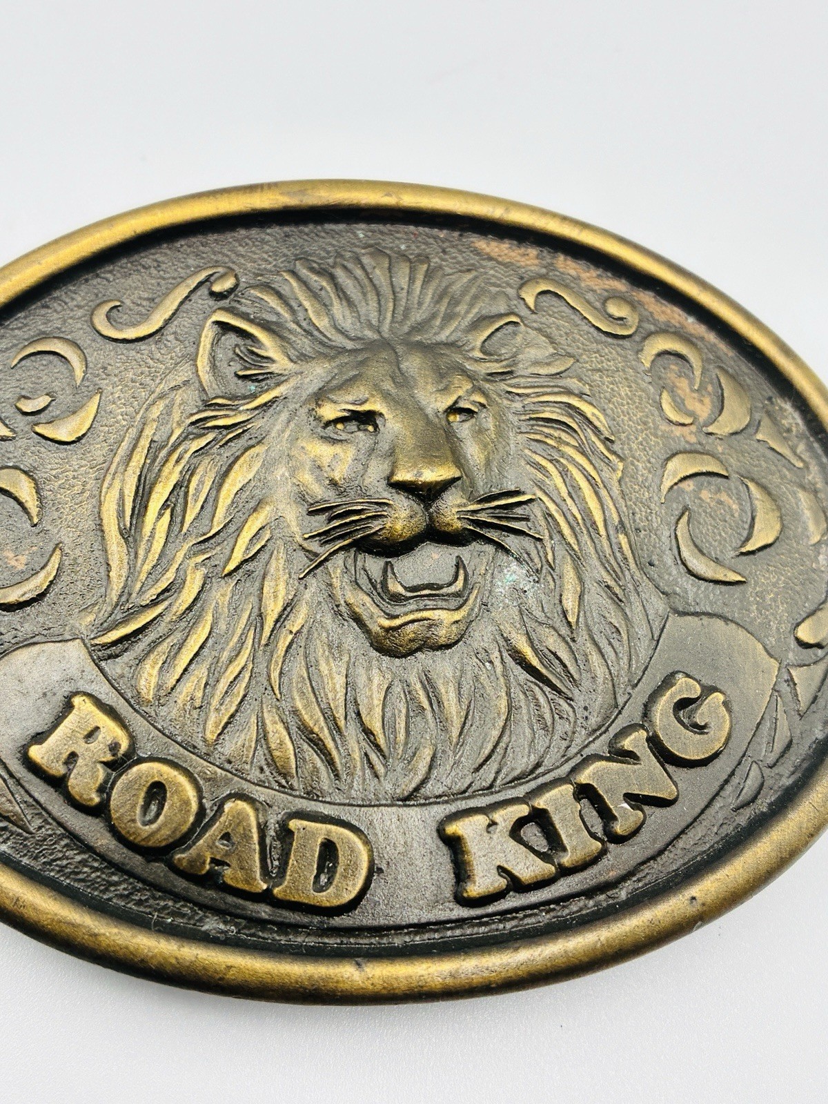 Brass Road King Lion Head 76 Drivers Club Member Belt Buckle