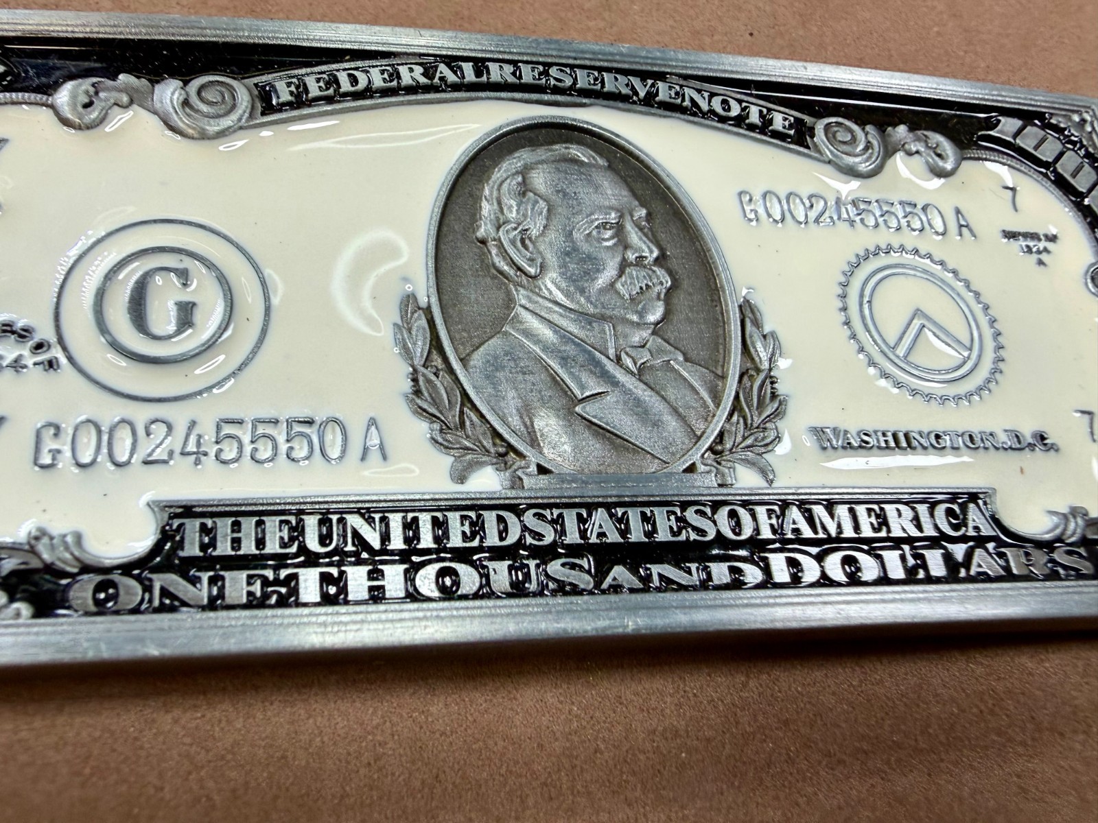 $1,000 US Dollar Federal Reserve Note The United States of America Belt Buckle