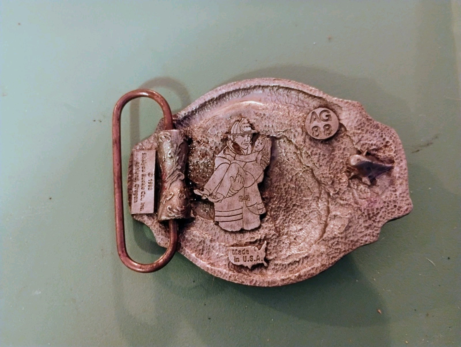 Firefighter Belt Buckle Pewter Siskiyou 1998 Pre-Loved