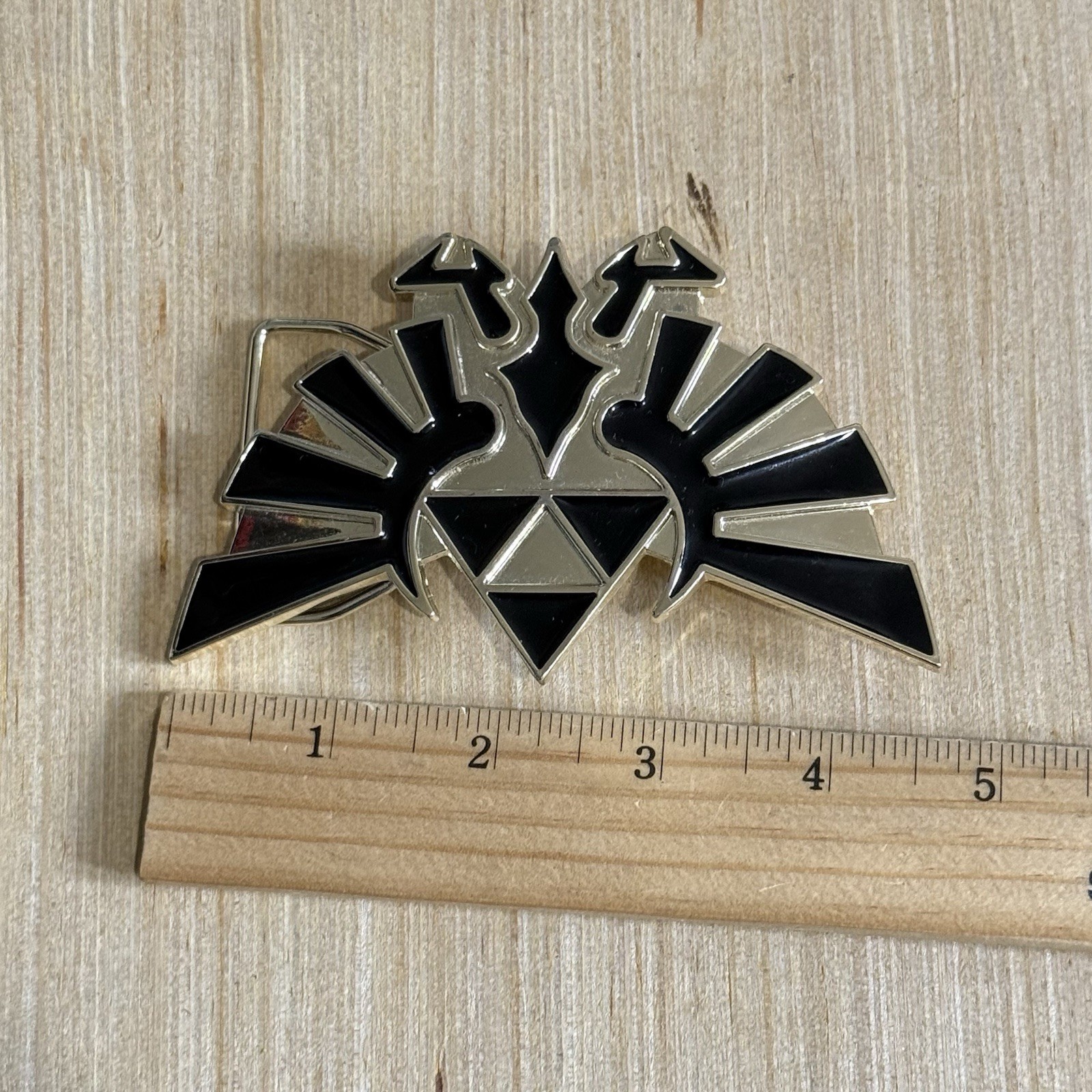The Legend Of Zelda Triforce Belt Buckle Metal Preowned Black n Gold Read Below!