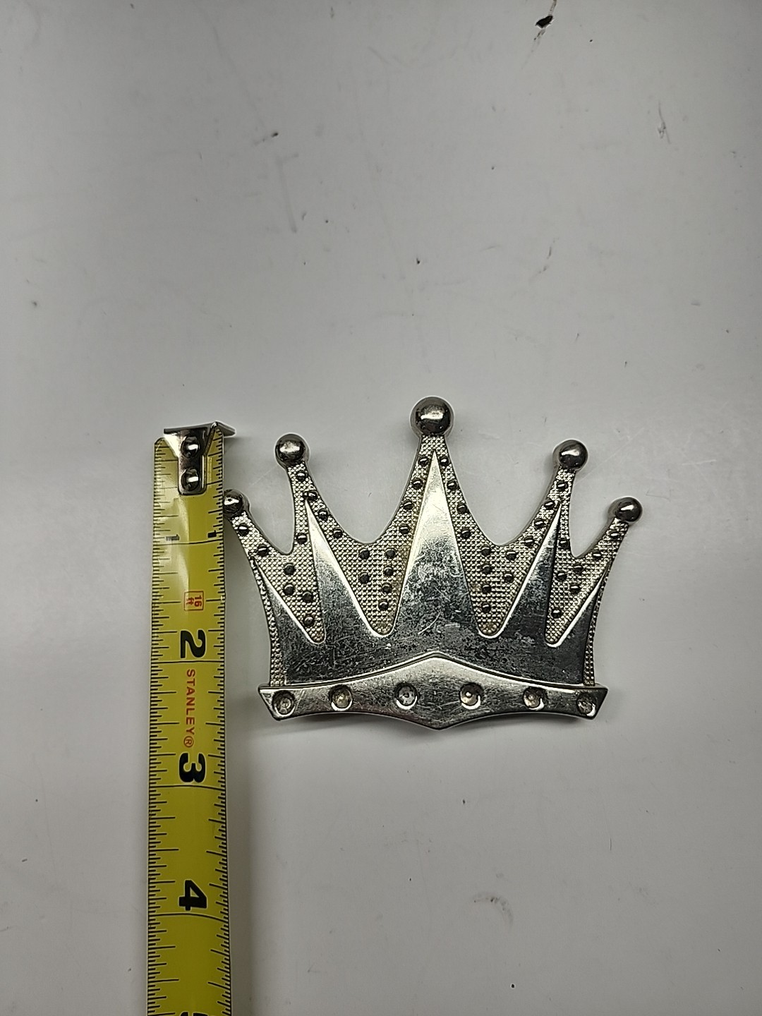 LARGE CROWN DESIGN BELT BUCKLE – WITH CRYSTALS