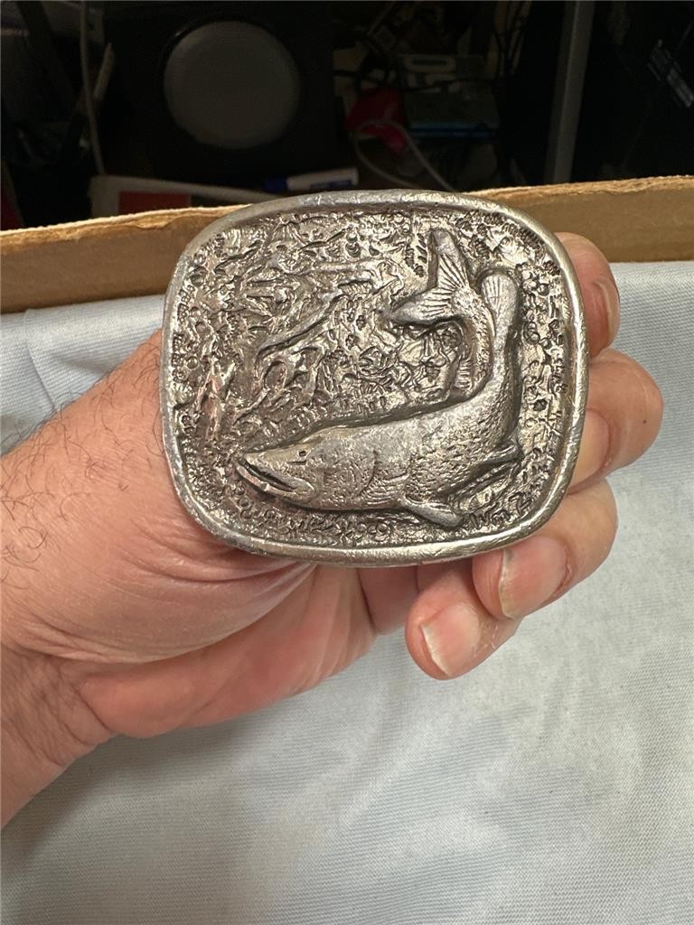 1977 Wyoming Studio Art Works Belt Buckle Nothern Pike 46 Pound 2 Ounces