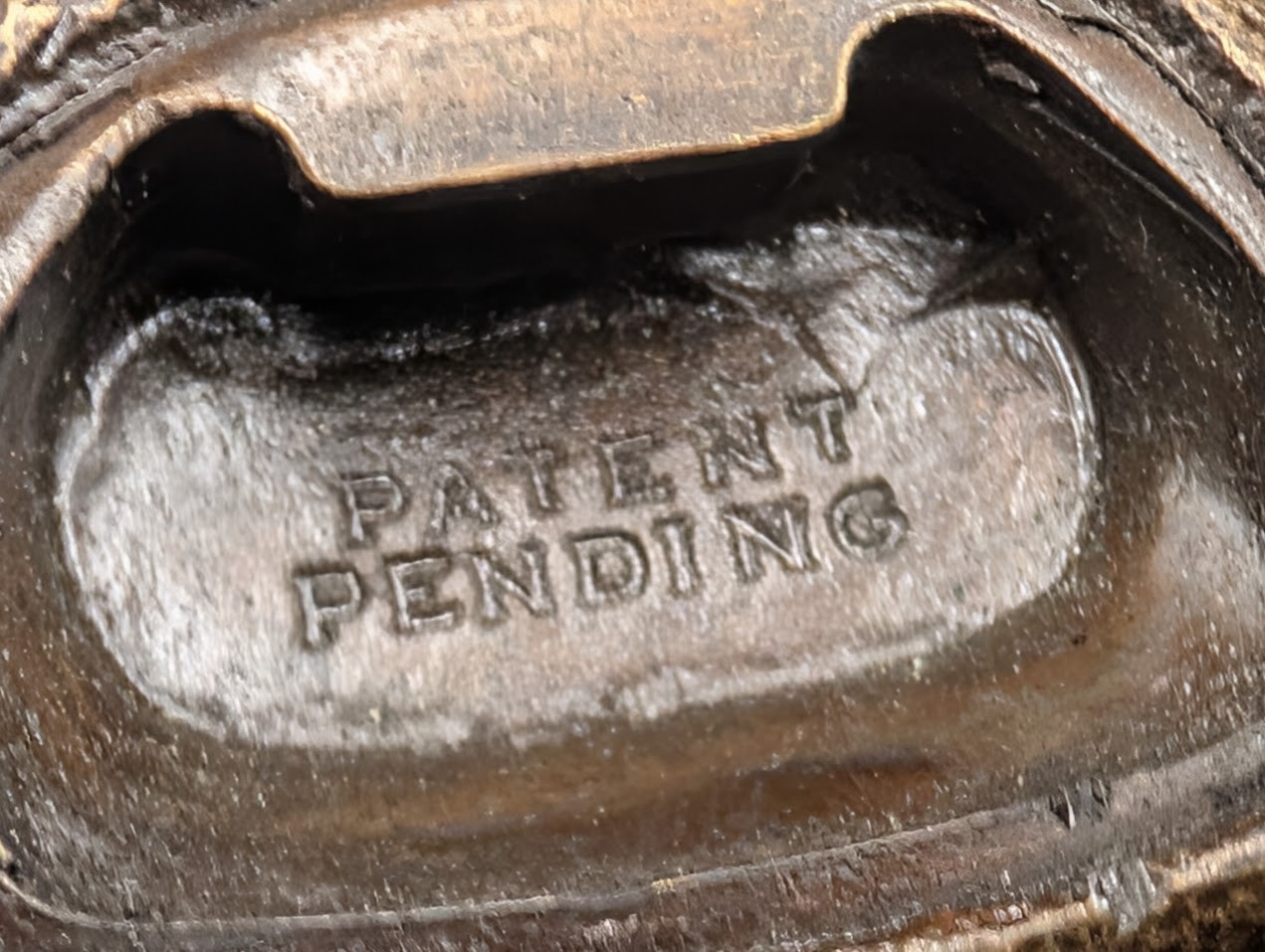 Vintage 1976 Labatt&rsquo;s « The Original Pioneer Brewery » Belt Buckle