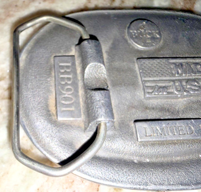 Vintage Buck Knives Limited Edition Belt Buckle BB901 Silver Green