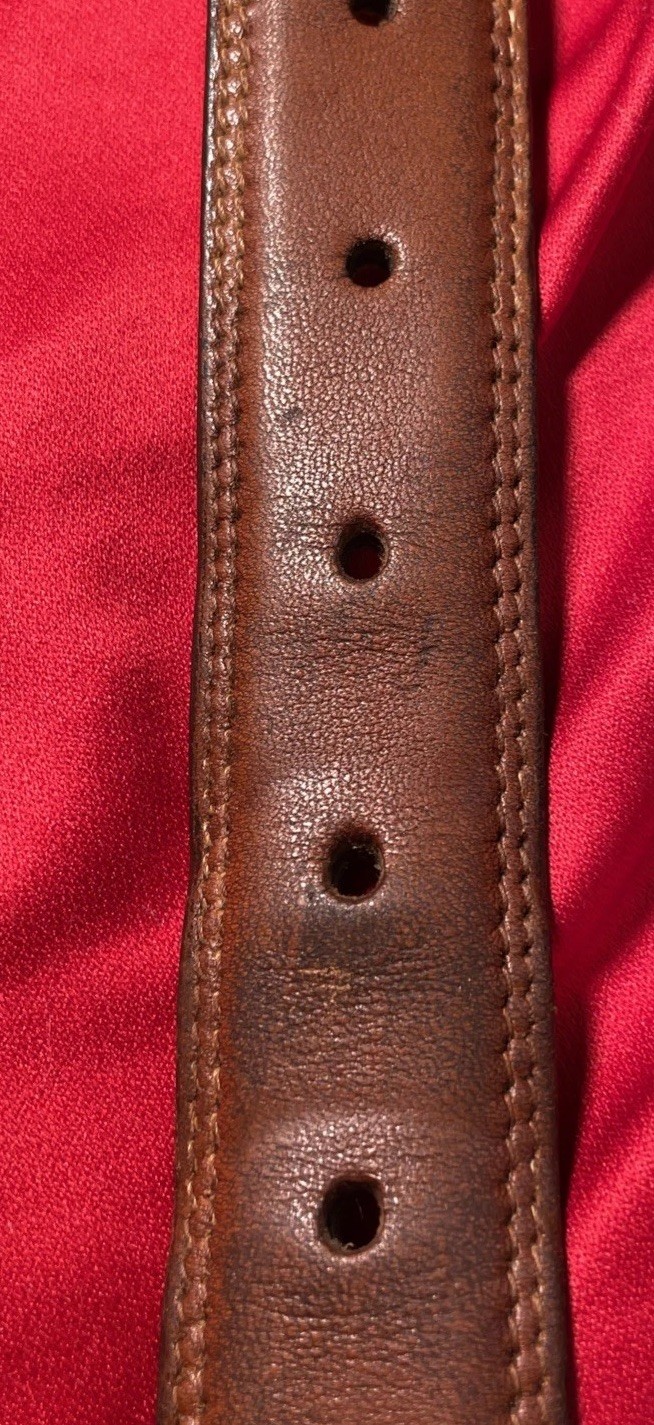 Tommy Hilfiger Mens Leather Brass Crest Belt Brown Size 32 Vintage