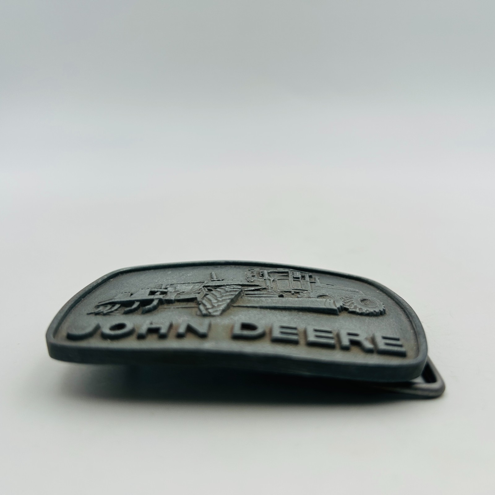 John Deere Motor Grader Belt Buckle Pewter Tone Tractor 1978 Vintage No Wear