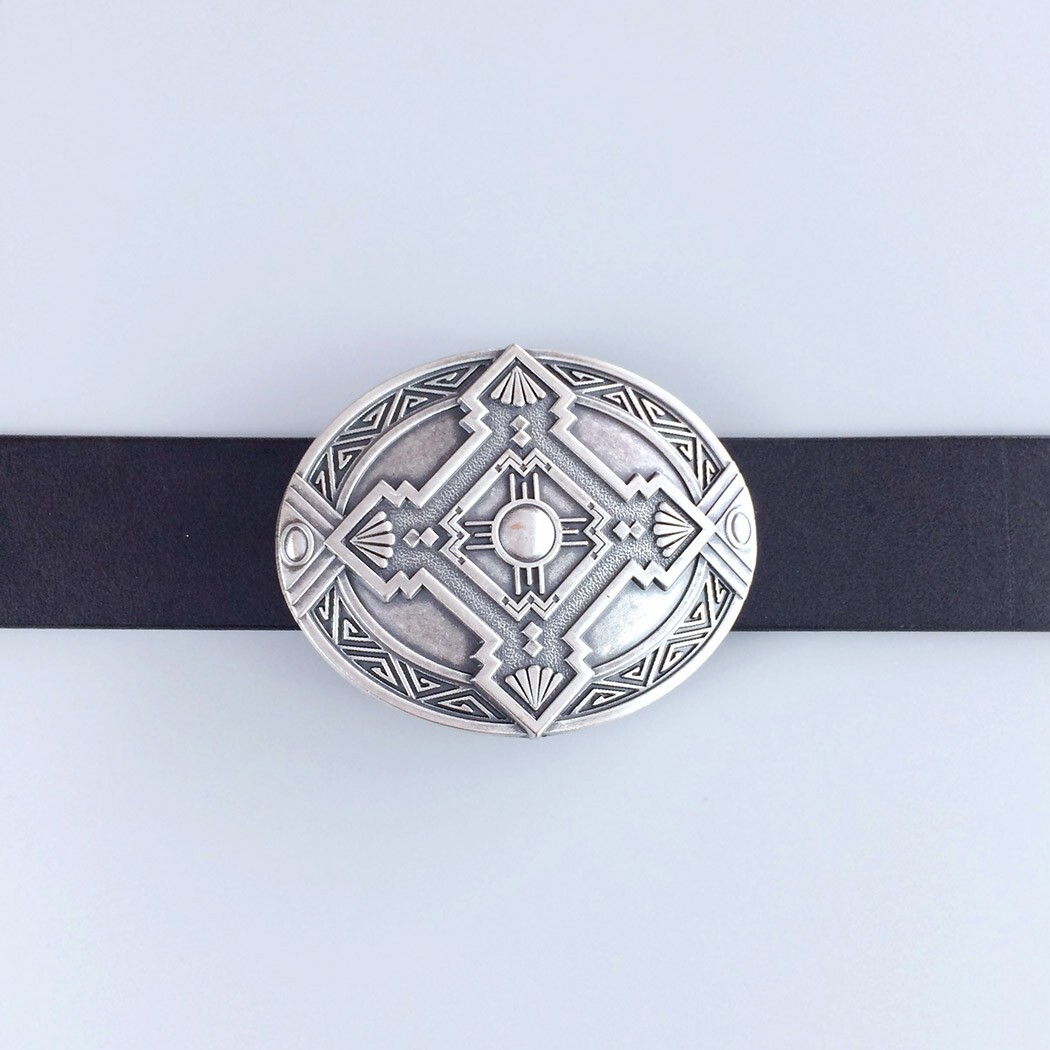 Vintage Silver Plated Oval Cross Celtic Knot Southwest Belt Buckle Boucle