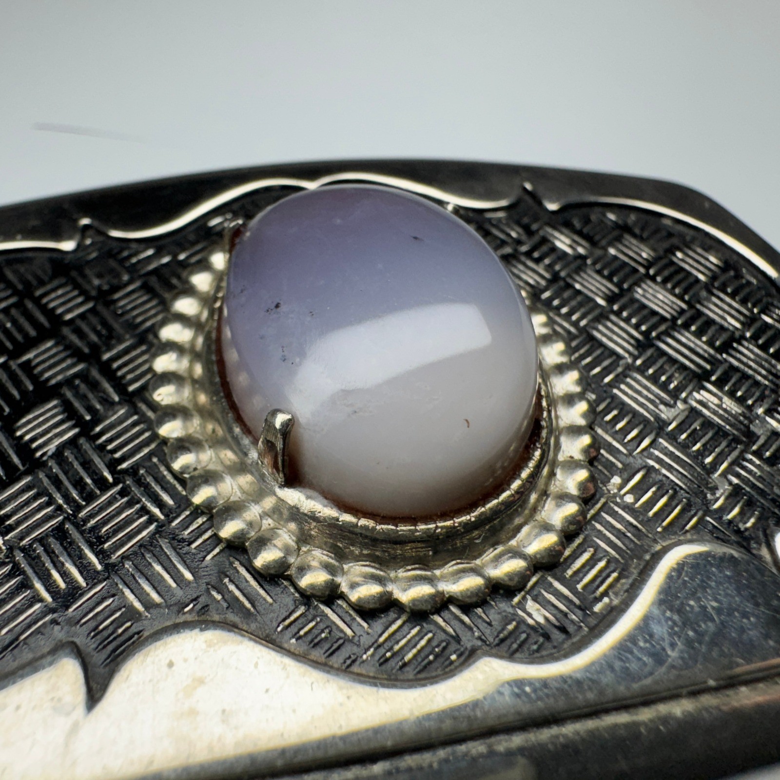 Vintage Western Style Oval Stone Belt Buckle Silver Tone Woven Pattern