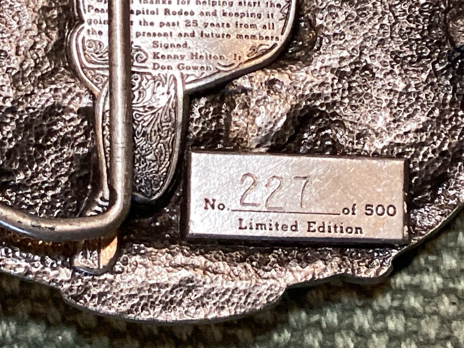Western Belt Buckle Peach Capitol Rodeo 25th Kansas Rare 3D Cowboy Bronco Chute