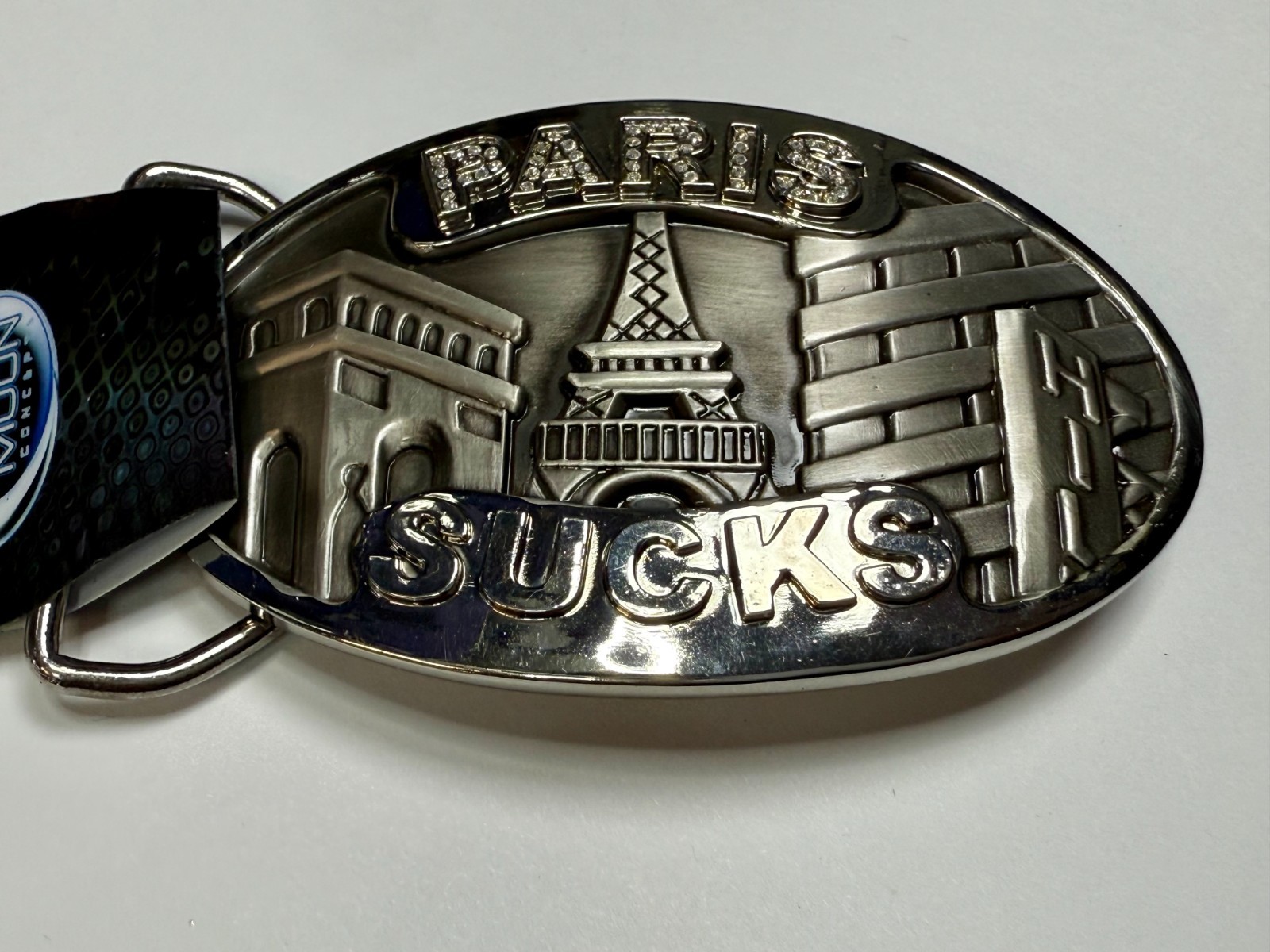 Paris Sucks! Blue Moon Creations Silver Tone Funny Tourist Gift Belt Buckle