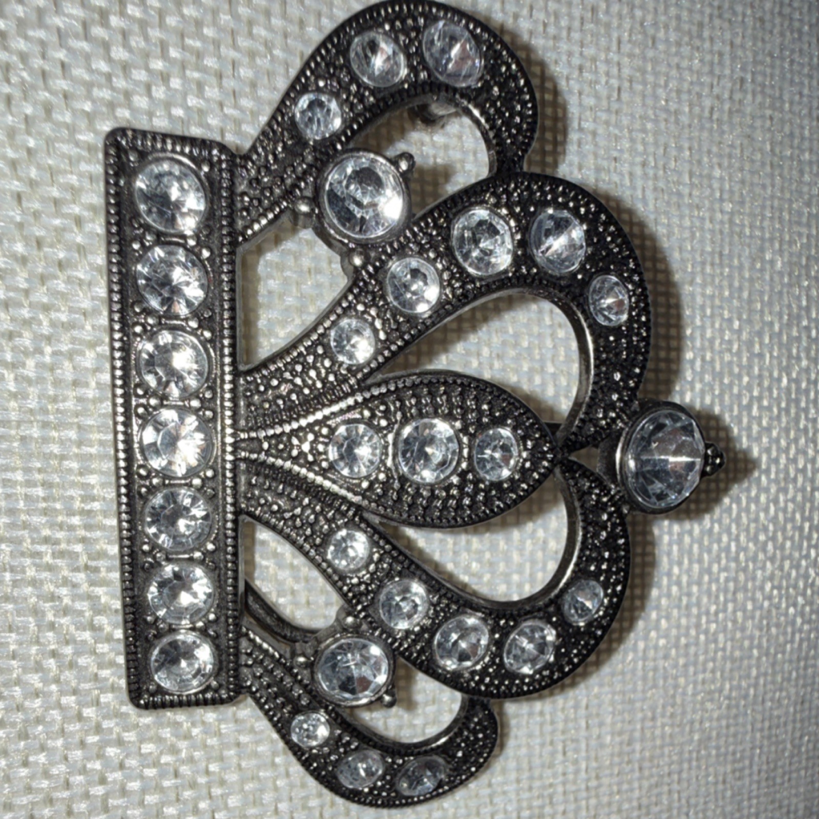 Silver Rhinestone Crown Belt Buckle, Metal Clamp Closure, Fits 1.5 in Belt