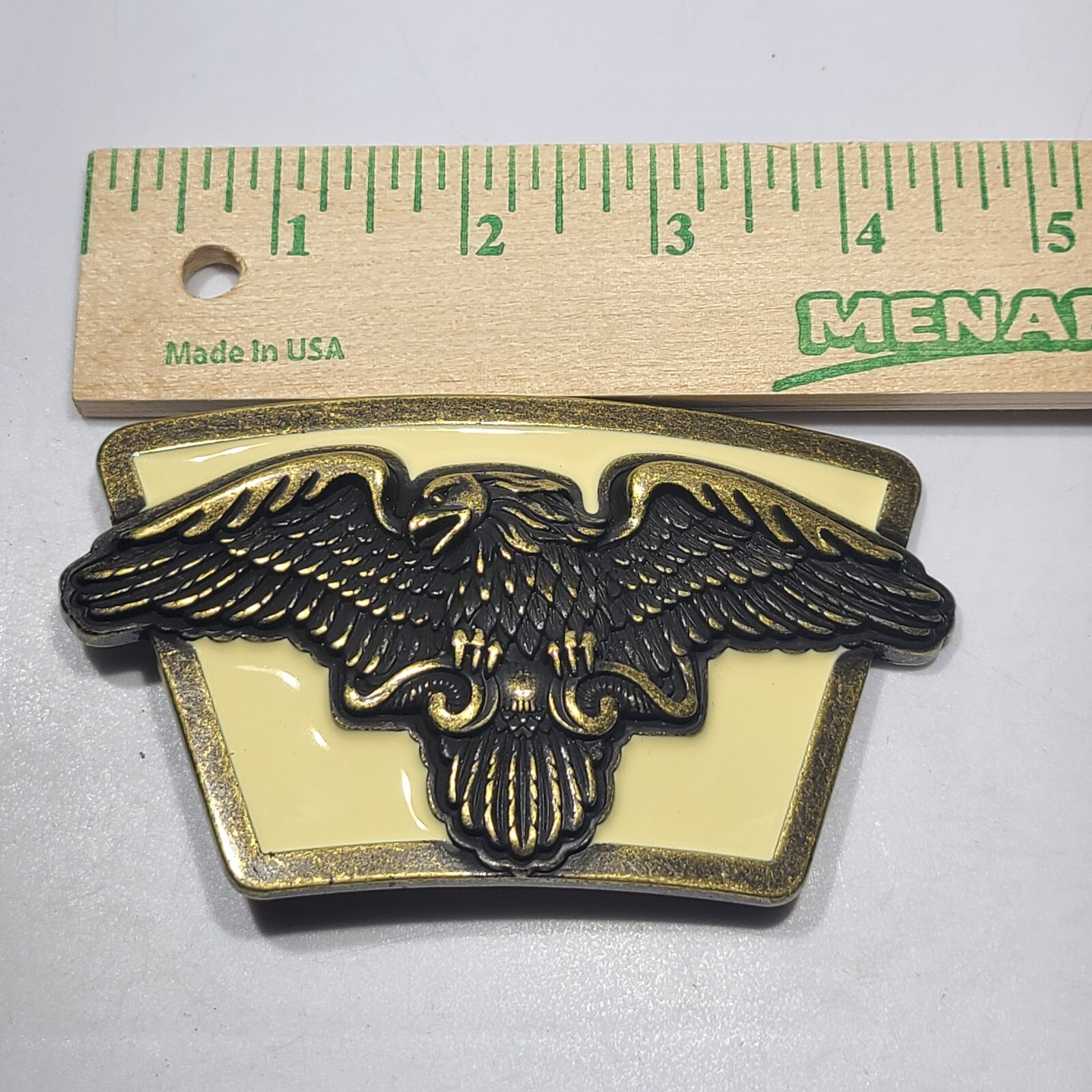 Eagle Metal Belt Buckle Silver Tone & Creme Enamel Taiwan 4.5 by 2.75 inches