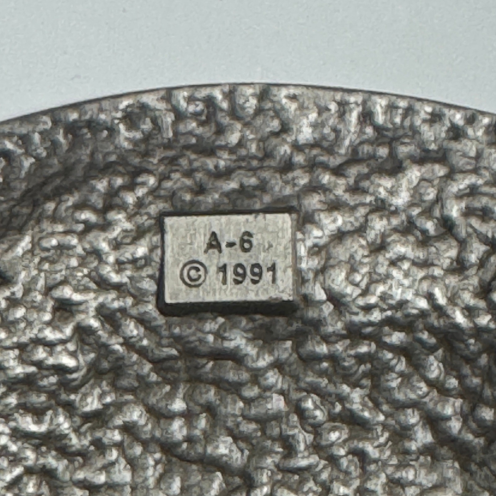 Siskiyou Carpenter Belt Buckle 1991 Pewter Hammer Saw Tape Measure Tool Design
