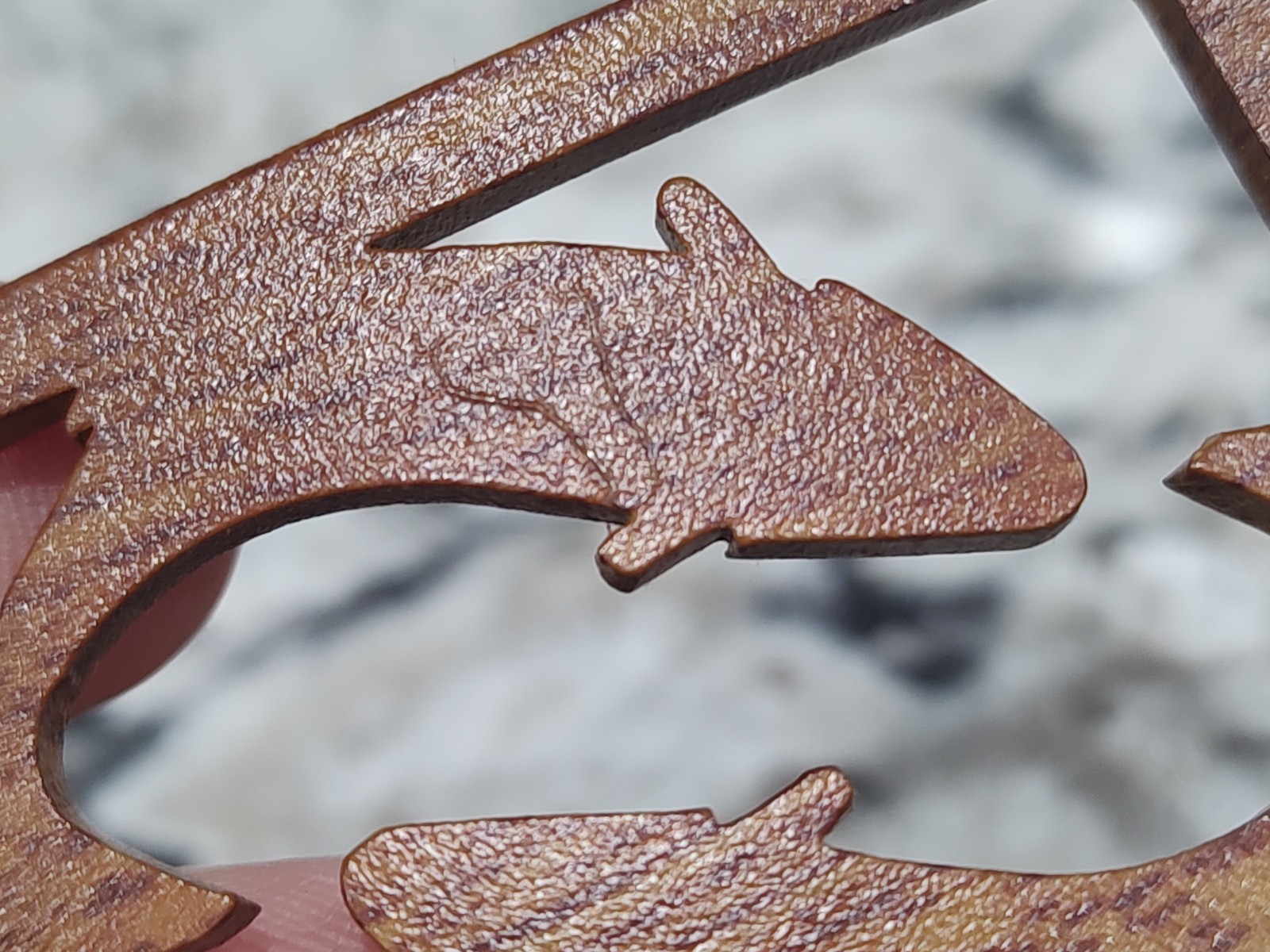 GRIP6 BELT BUCKLE – NATURALIST SALMON FISH / MAHOGANY WOOD LOOK – 1.5 INCH WIDE