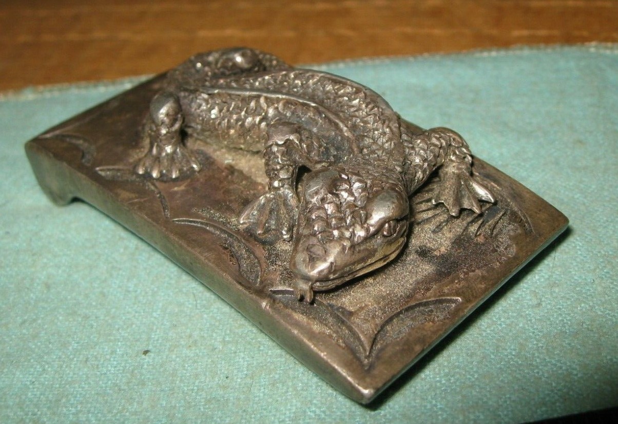 Cast Lizard Sancrest Belt Buckle for 1 1/2&Prime; wide belt