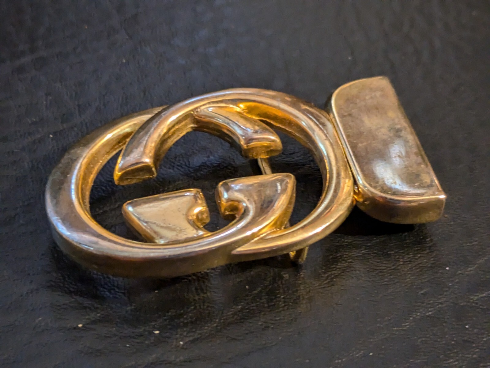 Gucci Interlocking Belt Buckle Gold Parfums Mod Brev Monogram 2.5 x 1.5 in