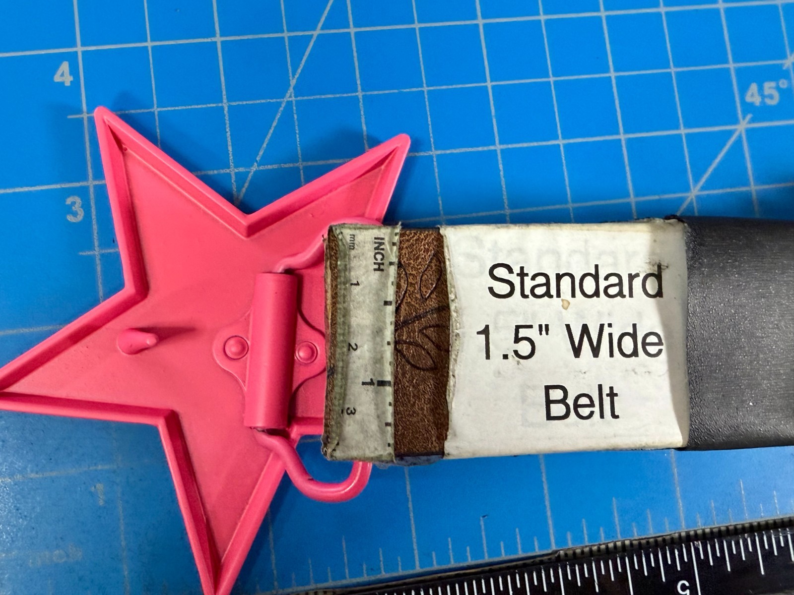 Pink Girlie Star Shaped Cutout Kids Women&rsquo;s Fun Bright Large Belt Buckle