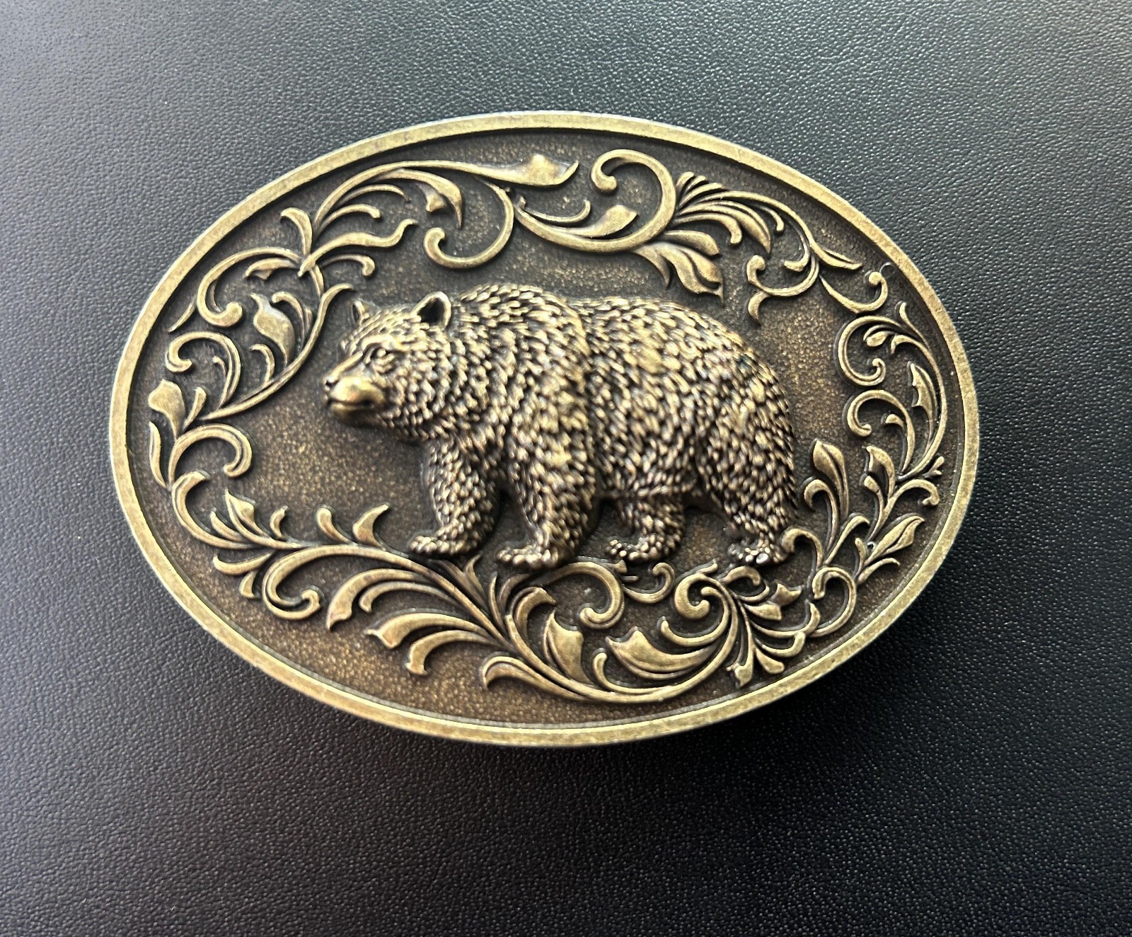 Grizzly Bear Belt Buckle Western Animal Style Yosemite Yellowstone Gift Buckle