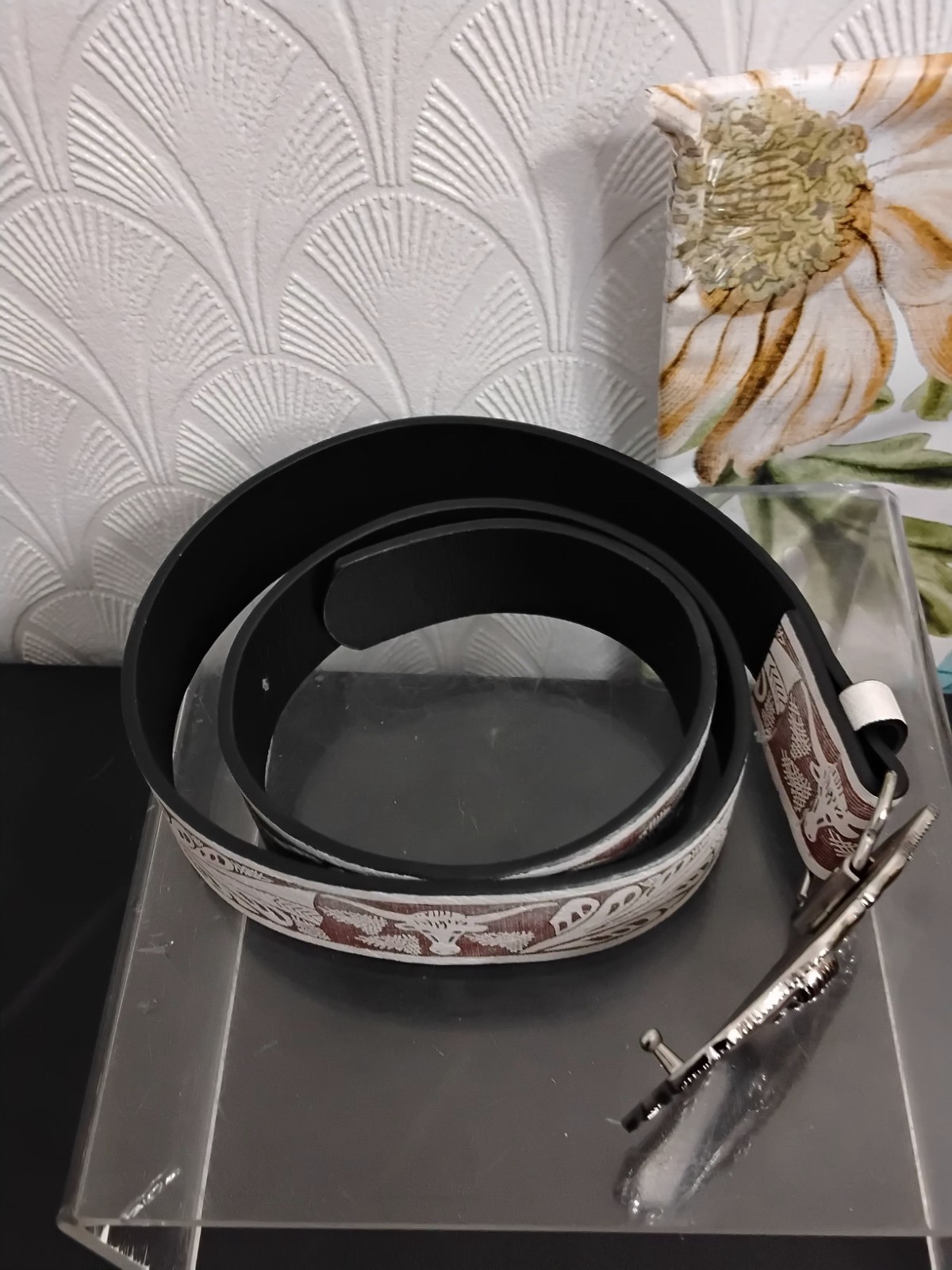 Bull head buckle belt Size 32