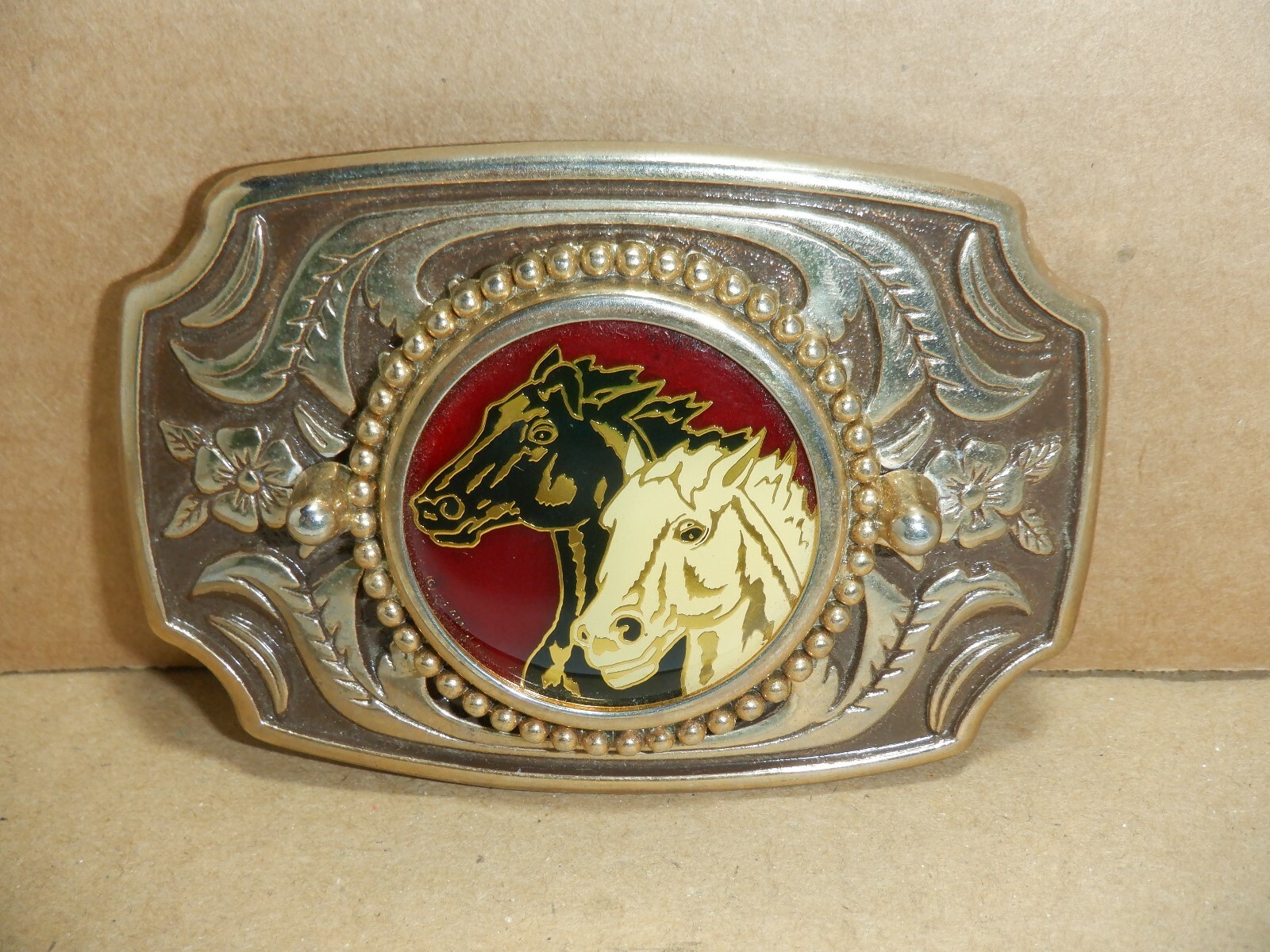 1980s HORSES BLACK & WHITE BELT BUCKLE MADE USA GOLD METAL RESIN VINTAGE