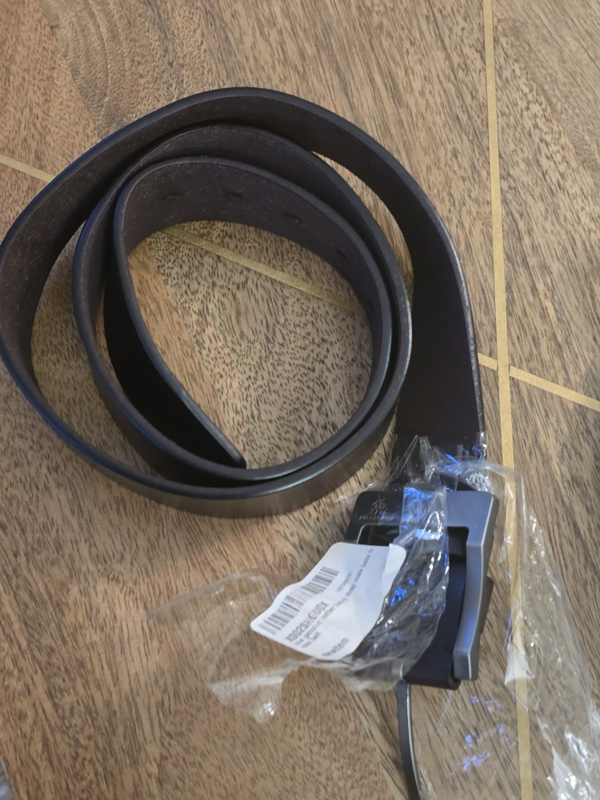 men&rsquo;s classic buckle casual belt for jeans chinos pants leather-like. stylish
