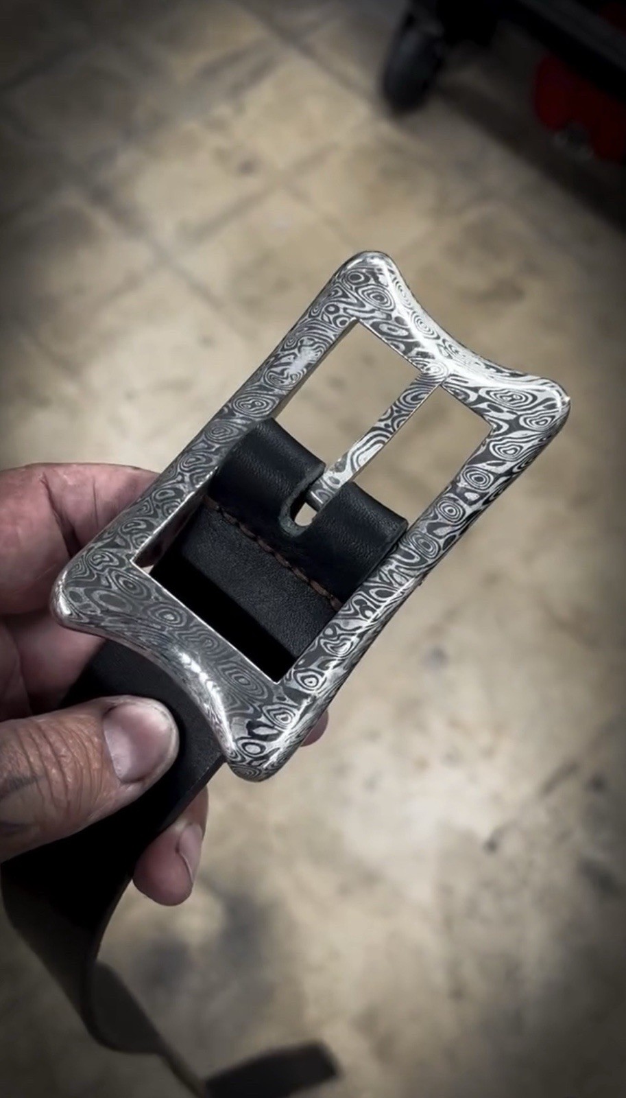 One-off customized 1.5” Damascus Steel Buckle With English Bridal Leather Belt