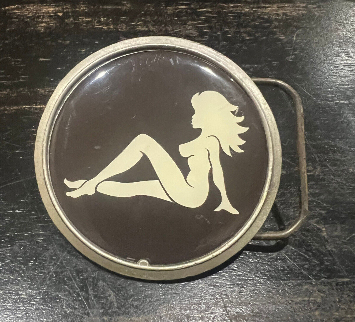 MUDFLAP Sexy Trucker Girl Belt Buckle, Round Pewter Belt Buckle – New