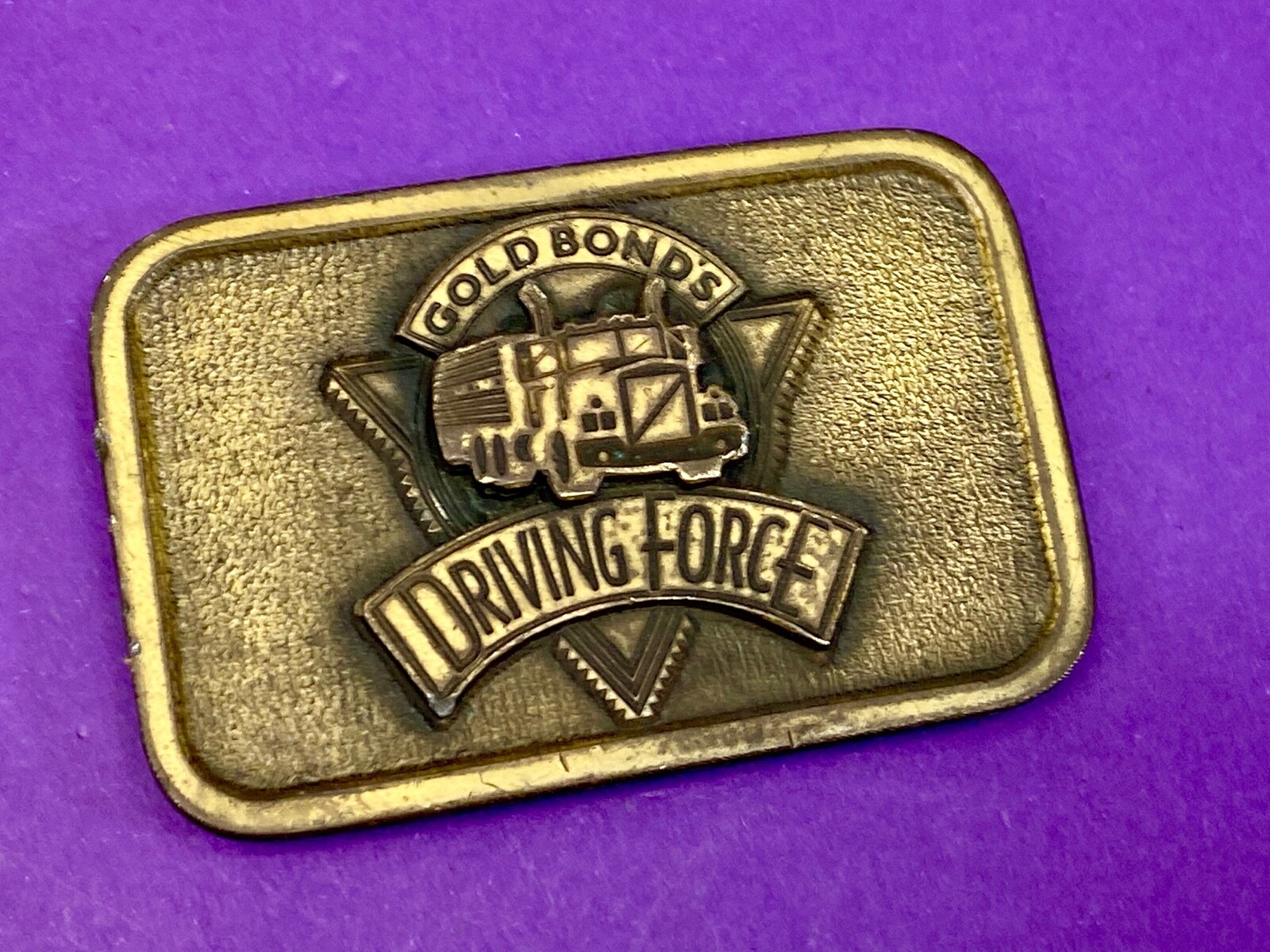 Gold Bonds Driving Force Semi Big Rig Tractor Trailer Driver belt buckle