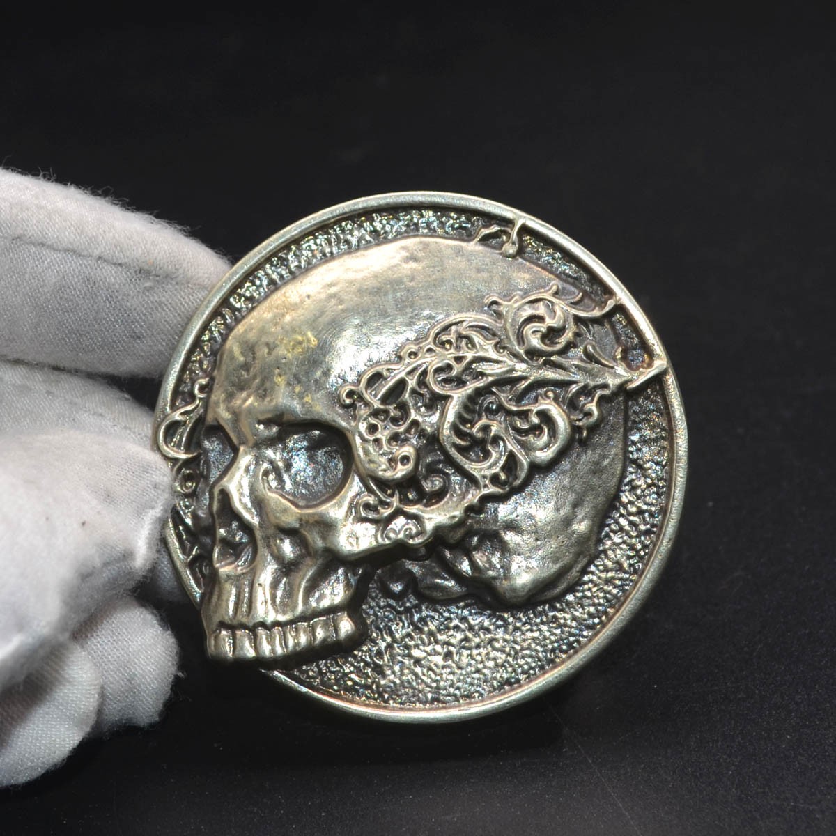 Solid White Copper Skull Round Belt Buckle (Belt Not Included) Men&rsquo;s Buckle
