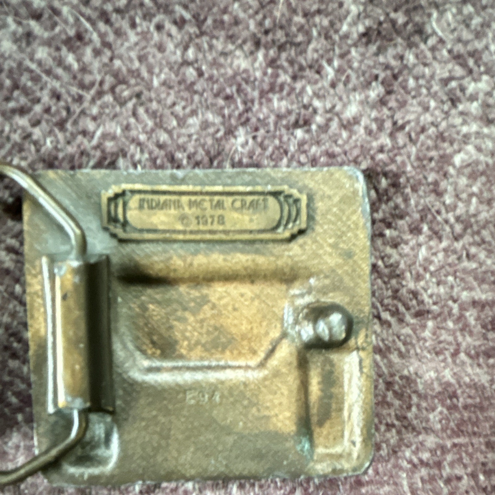 INDIAN MC. MFG. CO. 1878 Jeep Vehicle Gold Metal Belt Buckle Antique 1.5in