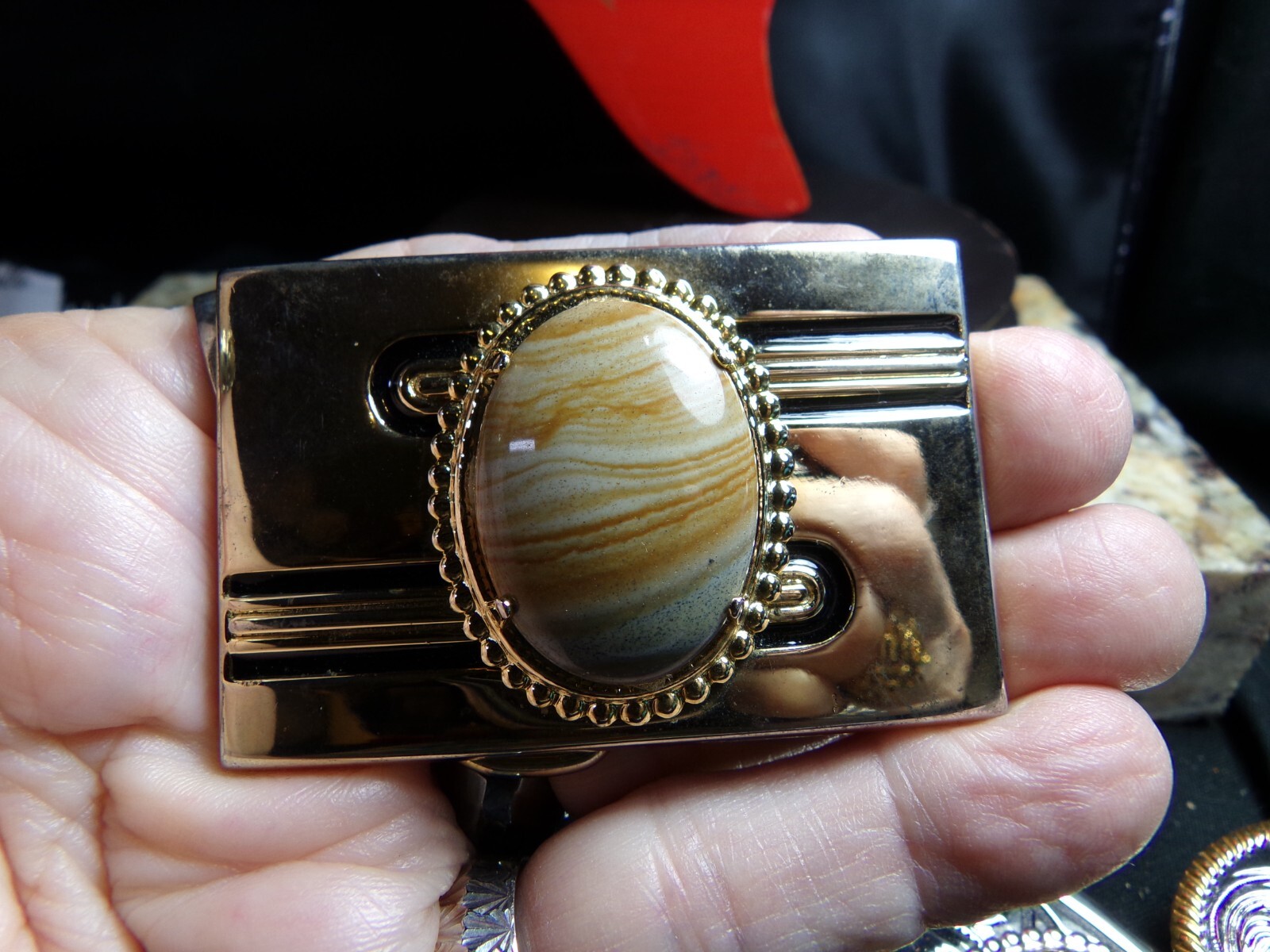Men&rsquo;s Small Belt Buckle with a Sand Colored Stone, Measures 2 1/2&Prime; X 1/5/8&Prime;