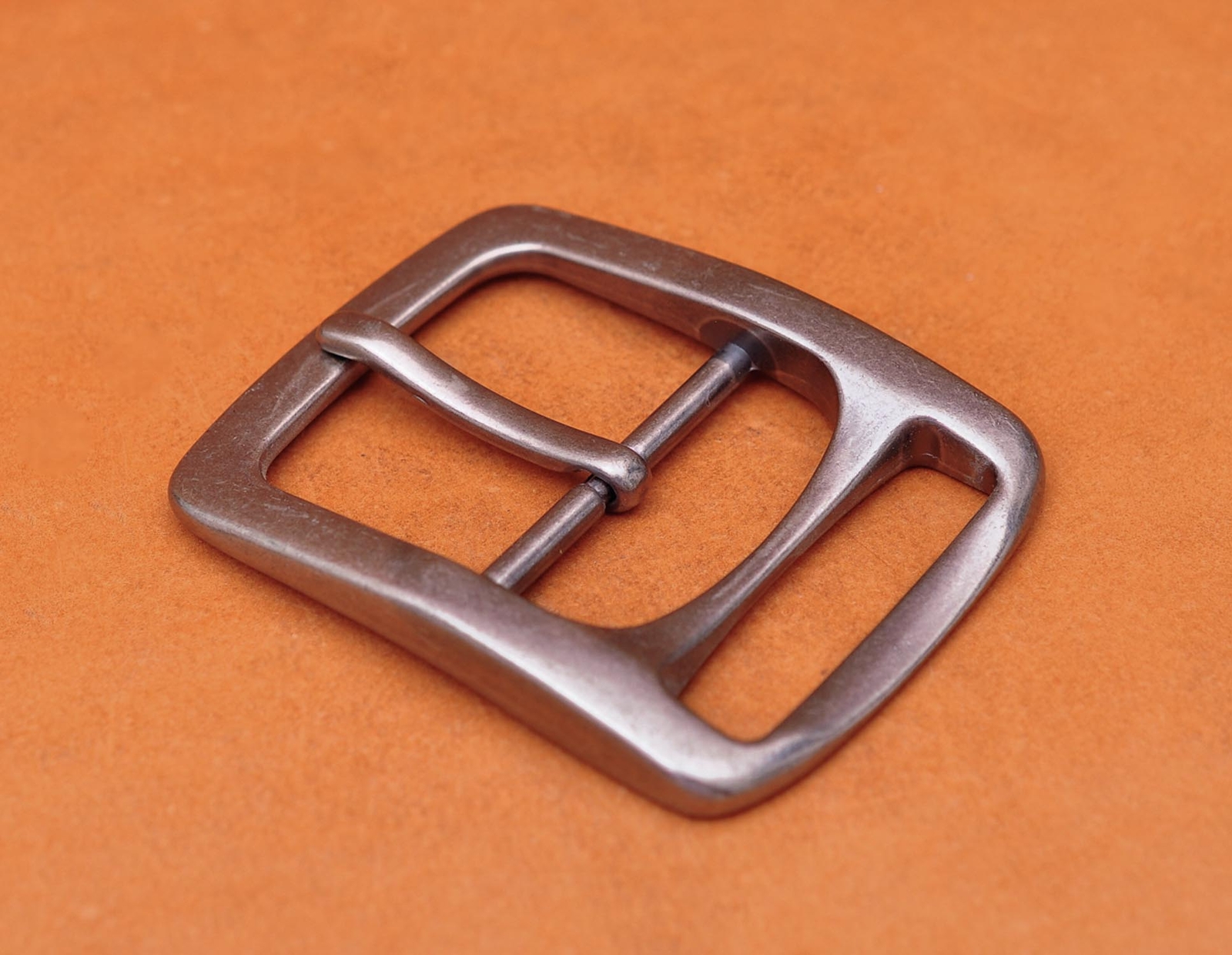 1-1/2&Prime; Men Solid Quality Nickel Matte Center Bar Leather Belt Buckle Replacement