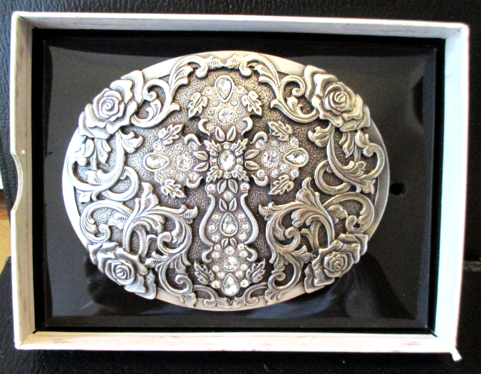 *Nocona Blazin Roxx Silver Plated Oval Cross Rhinestone Western Belt BUCKLE NEW!