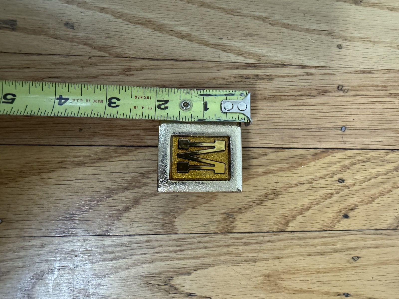 VTG 70s LEE Jeans Metal “M” Initial Belt Buckle Alphabet Letter Gold Tone Enamel