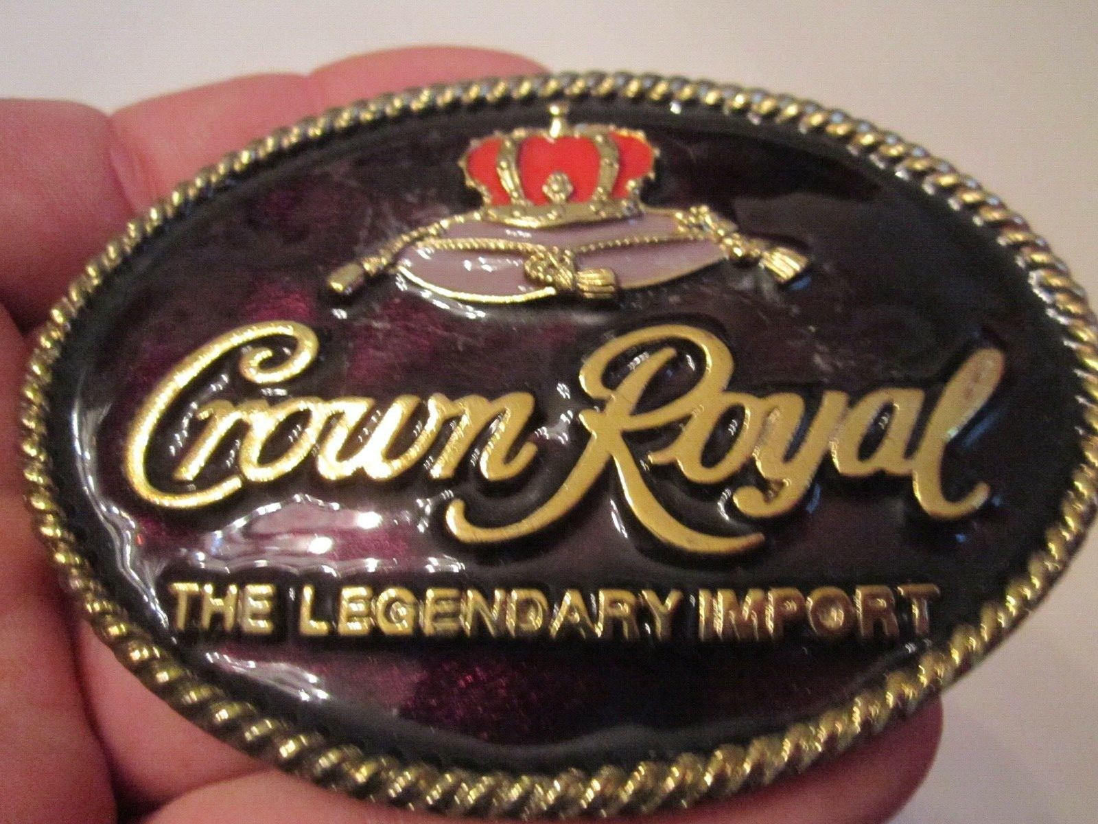 CROWN ROYAL LIQUOR BELT BUCKLE – HEAVY – GW-16