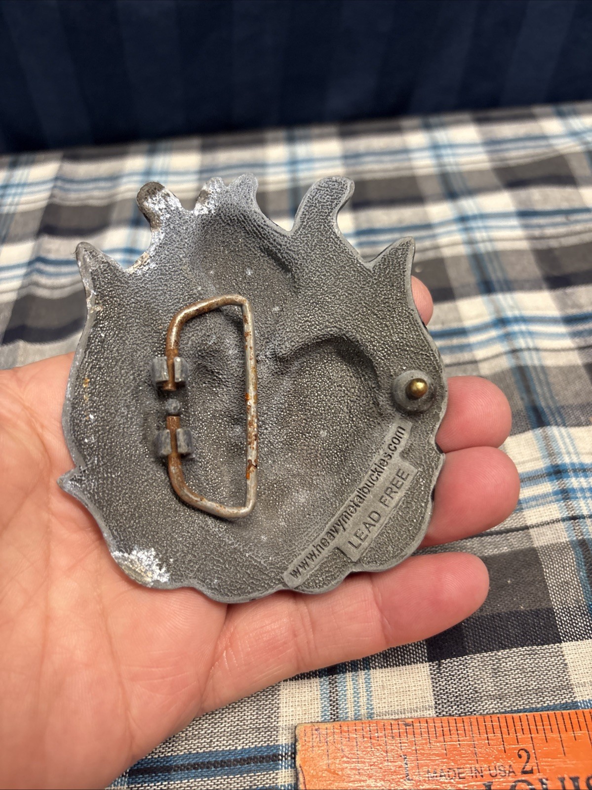 HEAVY METAL MFG. Belt Buckle Flaming Heart Barb Wire Metal DD2
