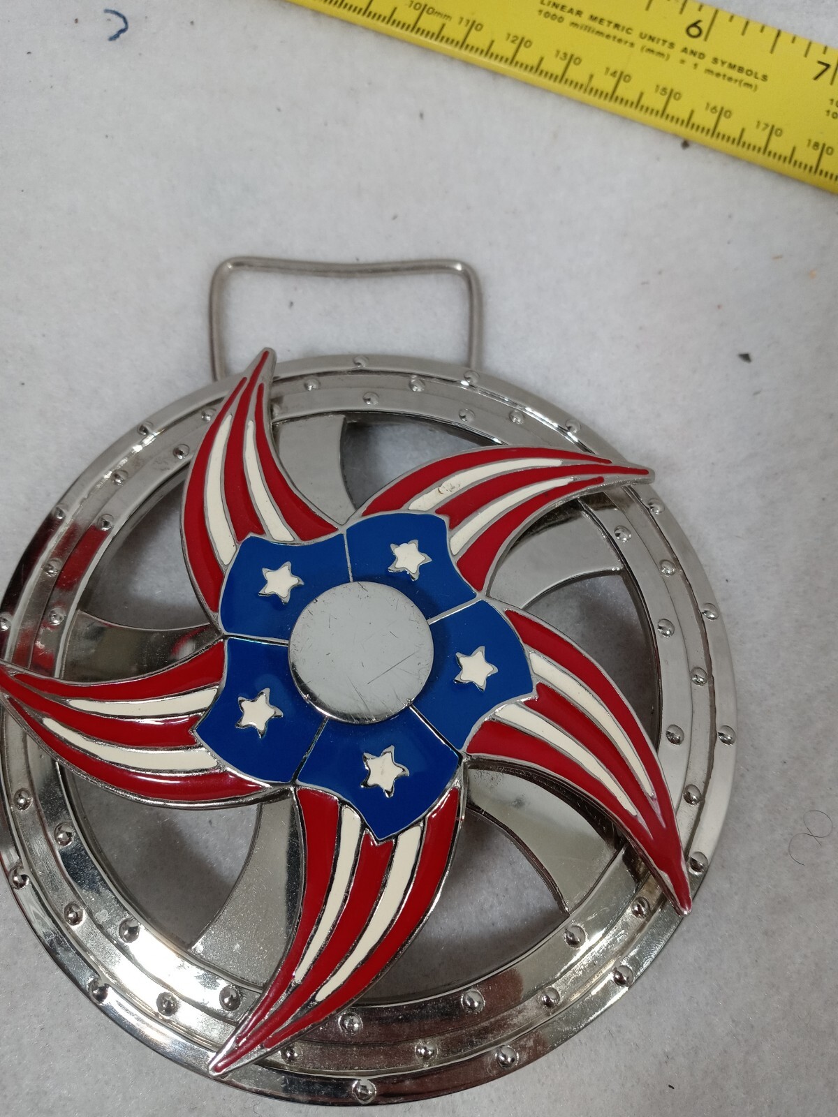 Fashion 4 1/2&Prime; American Flag Belt Buckle Silver Toned Round Shape Spinner star