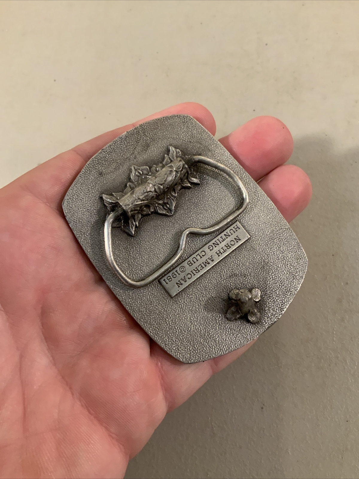 VINTAGE ANTIQUE METAL BELT BUCKLE- NORTH AMERICAN HUNTING CLUB