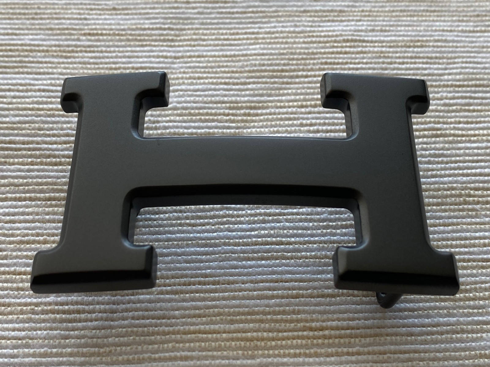 H 32mm Black Matt Belt buckle with pouch